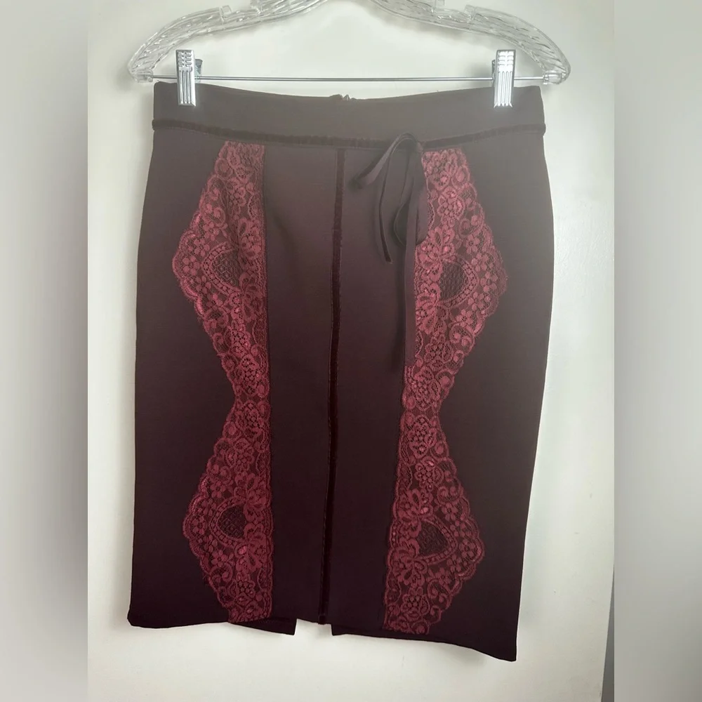 Rinascimento Maroon/Burgundy Lace/Velvet Trim  Pencil Skirt NWOT S * Minor Flaw*